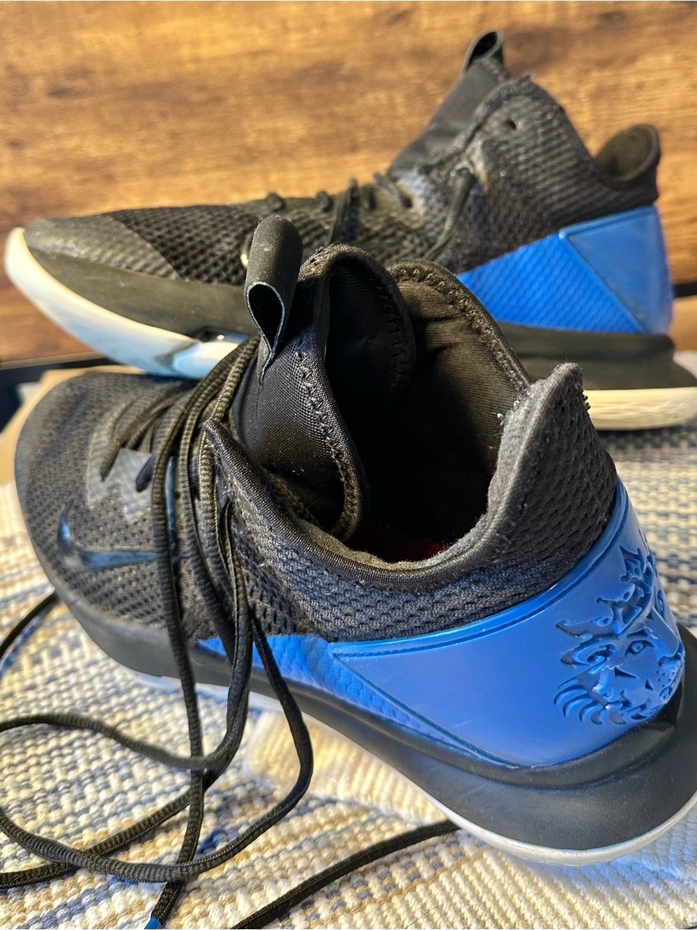 Nike LeBron Witness 4 Black Hyper Cobalt Men's Mid Top Basketball BV7427-007